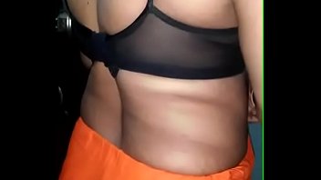 Desi bhabhi in black bra